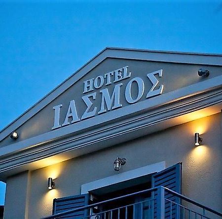 Boutique Hotel Iasmos Trizonia Ngoại thất bức ảnh