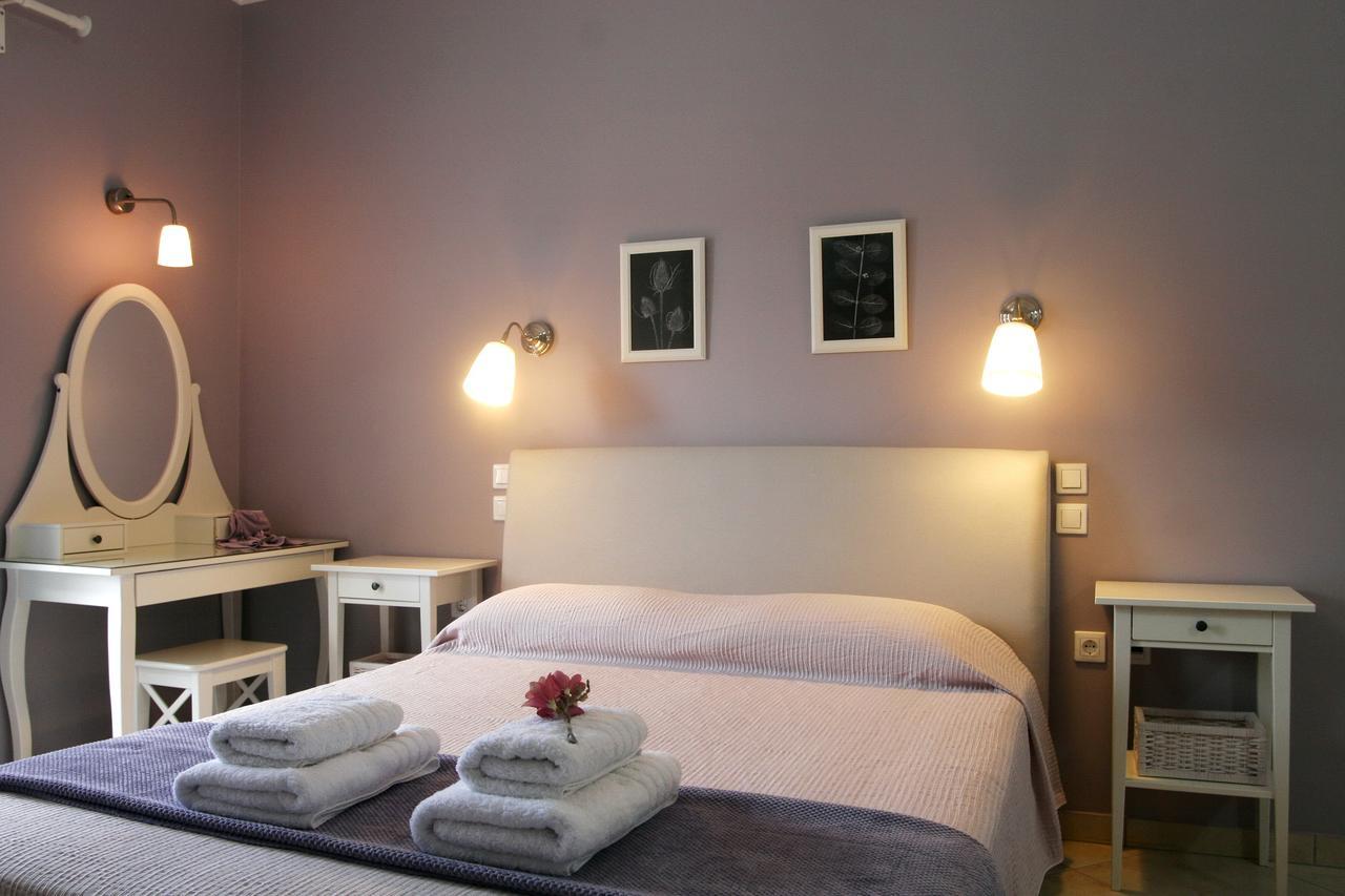 Boutique Hotel Iasmos Trizonia Ngoại thất bức ảnh