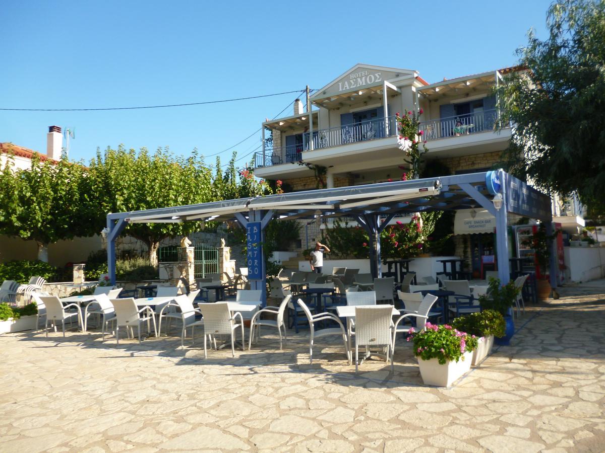 Boutique Hotel Iasmos Trizonia Ngoại thất bức ảnh